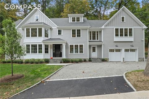 Just completed! In-town location ready to move in. This state of the art offering, by esteemed builder Tavo Development, lives like a 4 or 5 bedroom house. An incredible opportunity in Chappaqua for a refreshing new build with the convenience of in-t...