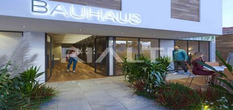 Inmueble-PRO-025/3 BAUHAUS has a different concept implemented in Quito, which fuses modern, efficient and useful architecture. Our concept is based on the German Bauhaus school and is for this reason its name. The Bauhaus Building will have places t...