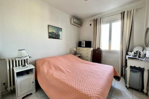 Magnifique logement de 37 mètres carrés situé à Cannes. ArrayIl fait 37 mètres carrés, dispose d'un balcon et peut accueillir jusqu'à 4 personnes. Vous ne pourrez qu'adorer son emplacement au calme ; à proximité de toutes commodités. Au plaisir de vo...