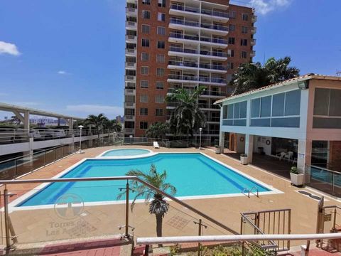 Appartement aan een schaduwrijke kant met een panoramisch uitzicht over de stad, het moeras en de rivier. Door de ligging zal het er altijd 365 dagen per jaar koel zijn. Woonwijk, rustig, met veel groen maar zeer dicht bij hoofdwegen zoals Calle 96, ...