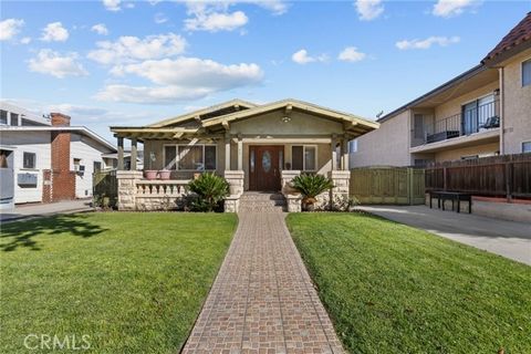 Nestled near the heart of Glendale and just moments from The Americana at Brandâ€”a premier shopping, dining, and entertainment destinationâ€”this delightful Craftsman home offers a perfect blend of charm and opportunity. Featuring four bedrooms and ...