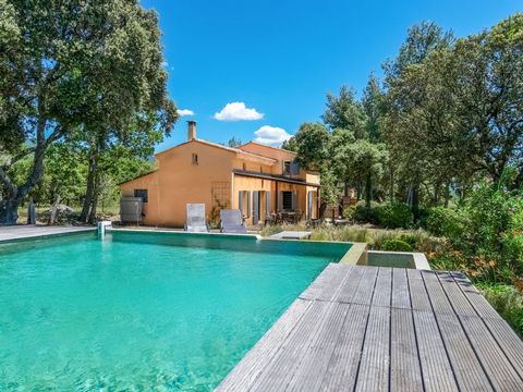 Superbe propriété avec 2 gîtes et 3 piscines à Bedoin