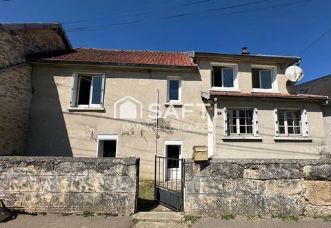 VENEZ DÉCOUVRIR CETTE MAISON REMPLI DE POTENTIEL