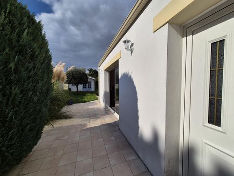 MAISON 134m2 - Terrain 600m2 - Piscine - Garage
