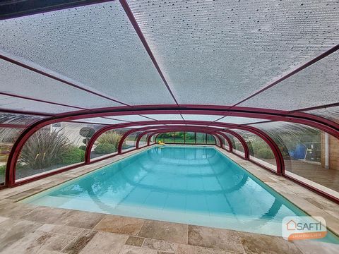 Maison avec piscine sur la commune d'Andouillé