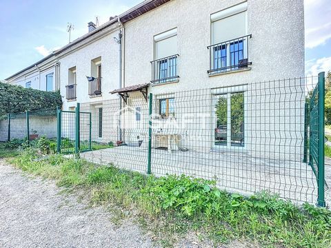 T4 avec entrée individuelle, garage, terrasse et jardinet