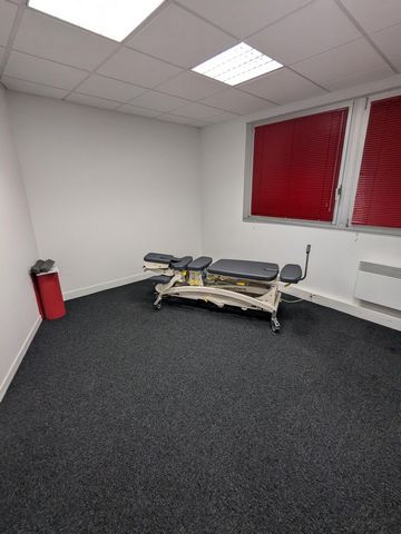 Ensemble de bureau(ou cabinet medical)PMR