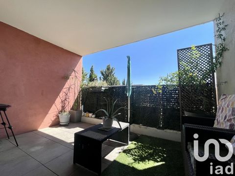 iad France - Julien Michel vous propose: Superbe Appartement T4 avec Balcon et Parking à Castelnau-le-Lez proche tramway Situé dans la charmante commune prisée de Castelnau-le-Lez, à seulement quelques minutes du centre de Montpellier, cet appartemen...