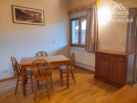 Come and discover at Aravis International this charming T. 2 of 30.92 m2. It is an interesting accommodation at an attractive price for a first real estate purchase. It consists of a beautiful living room, an equipped kitchenette, a bedroom and a bal...