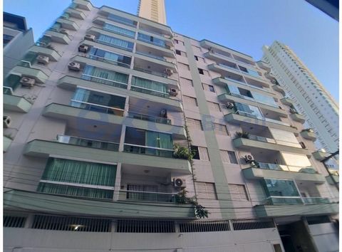 Apartment on the sea block, 3 bedrooms, 1 suite, and two semi-suites, toilet, dining and living room, kitchen, laundry area and a demarcated parking space. Beautiful view of the waterfront. Approximately 120 m² of floor space. Furnished. located in B...