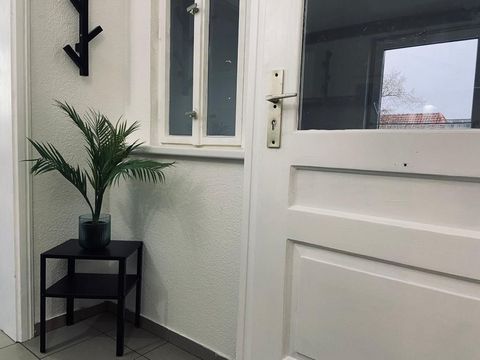 Freshly renovated and modernly equipped holiday apartment in the heart of Nordhorn with many positive advantages. The kitchen is fully equipped and invites you for a long stay. In the basement there is a washing machine and dryer for free use.