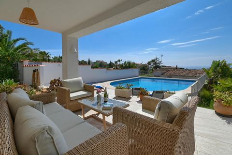 Classic and cheerful villa with private pool in Javea, Costa Blanca, Spain for 4 persons. The house is situated in a residential beach area. The house has 2 bedrooms, 1 bathroom and 1 guest toilet. The accommodation offers a lawned garden with trees,...
