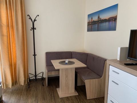 The apartment is 25 square meters and is located on the 1st floor in house 98. It has a small entrance area with a cloakroom, a bathroom with shower, a kitchen and a living/bedroom for 1 person. The apartment was renovated, renovated and equipped wit...