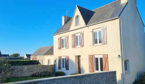 Dpt Finistère (29), à vendre LANDUDEC maison P7
