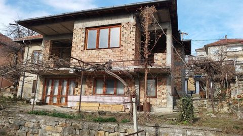 Imoti Tarnovgrad offers you a house with a yard in Tarnovgrad district. Acacia. The house is located in its own plot of land with an area of 490 sq. m. and consists of: First floor: corridor, kitchen with dining area, living room, two bedrooms, bathr...