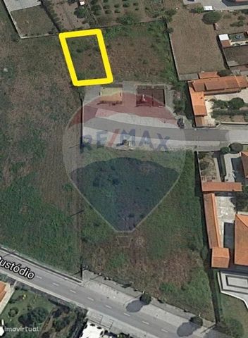 Plot for sale in Barroselas with 308 m2. Close to the center and main public services. In a quiet housing area, with good access. Come and meet your family's future home.   COME AND VISIT!   ********   WHY choose RE/MAX to help you buy your property?...