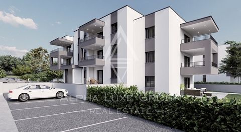 Istria, Tar: Brand-new apartment with garden on ground floor Discover your new home in Tar, a serene oasis just 2 km from the Adriatic Sea. This freshly constructed two-bedroom ground-floor apartment spans 47 m², offering a blend of modern living in ...