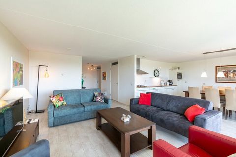 Modern eingerichtete Wohnung nur wenige Gehminuten vom breiten Sandstrand von Groote Keeten entfernt Die Wohnung liegt im ersten Stock und verfügt über einen überdachten Balkon mit Blick auf die Dünen. Den schönen Sandstrand erreichen Sie in nur weni...