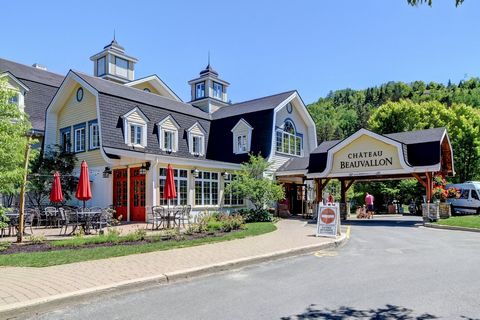 Château Beauvallon est un hôtel condo 4 étoiles situé sur le terrain de golf champion de Mont-Tremblant, Le Diable, et à quelques minutes de la station de ski de Tremblant. Profitez de la commodité de 36 jours par an tout en gagnant des revenus tout ...