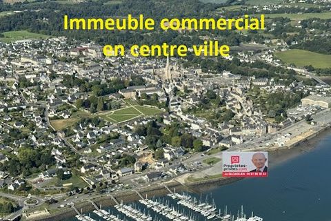 EXCLUSIVITY. Côtes d'Armor. 22220. Tréguier, Commercial investment building with good profitability in the city center. Commercial lease in progress. This property will suit an investor looking for a stone building in a historic site, and providing a...