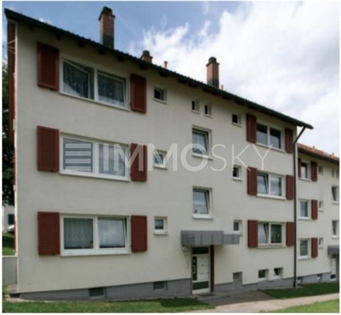 ++Please understand that we will only answer inquiries with COMPLETE personal information (complete address, phone number and e-mail)++ This well-kept 3-room apartment on the first floor of an apartment building with only six residential units is the...