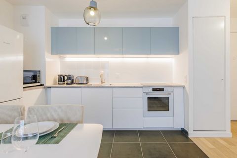 Ontdek ons fantastische nieuwe en moderne appartement, gelegen in de dynamische wijk Rosiers-Les Puces in Saint-Ouen, Île-de-France. Op slechts een steenworp afstand van de beroemde Parijse vlooienmarkt Saint-Ouen, biedt deze residentie van 62 m² een...