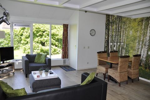 Het Hart van Drenthe bungalow park accommodates two different types of bungalows. The NL-9433-03 is a 4 pers. variant connected bungalow with a kitchen with combi microwave and dishwasher. There are also detached bungalows. There is a 6-pers. comfort...