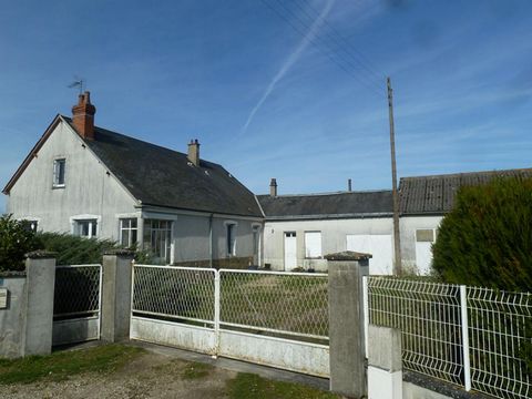 EXCLUSIVITE Je vous propose cette maison actuellement loué et qui sera libre au mois de NOVEMBRE. Proche de la forêt d'Orléans, des écoles et du collège. centre médicale, pharmacie a 2 kms. Cette maison vous offre entrée, cuisine, salon séjour, deux ...