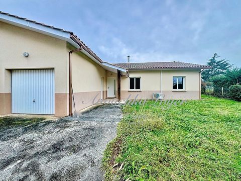 À 35 minutes de Bordeaux et à 10 minutes de Créon, découvrez cette charmante maison située au calme. Elle offre un espace fonctionnel comprenant un placard de rangements, un WC séparé avec lave-mains, une buanderie, une cuisine aménagée et équipée ou...