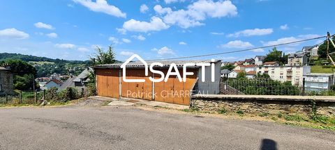 Cet ensemble de 3 garages est situé sur les hauteurs de Tulle. Il est composé de 3 garages de 15 m² env. avec 1 fenêtre chacun, 1 bande verte de 2 m de large (env.) sur un côté. Sous les garages : un abri, un local brut avec 1 fenêtre, une cave. A no...