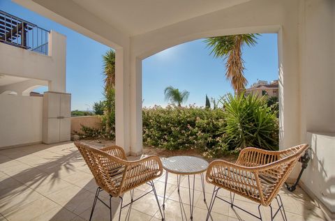 Nestled in the beautiful setting of Peyia  village, enjoying magnificent sea views this 2 bedroom semi Villa is available for sale. Located in a quiet neighborhood, it benefits with its prime location and elevated position. The residence offers a wid...