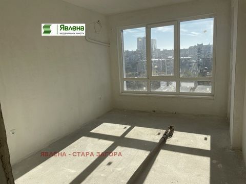 Nous vous proposons un appartement dans un immeuble de nouvelle construction avec un degré d’achèvement avant l’acte 16. L’appartement se compose de : salon avec kitchenette, deux chambres, couloir, salle de bain avec toilettes, rangements, terrasse....