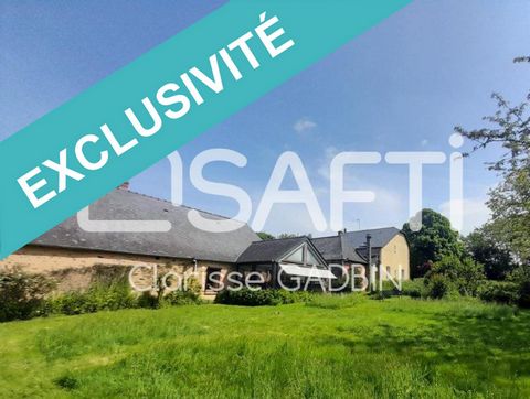 You are looking for a property with at least TWO homes, outbuildings, more than one HECTARE of land and a BUCOLIC setting; I found this VERY RARE. Near the La Rincerie lake, at the end of a long path is a beautiful house from the 1950s of 150 m², BRI...