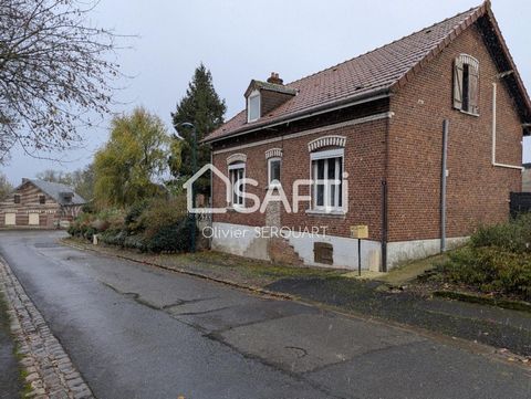 Située dans la paisible commune de Montbrehain (02110), cette maison bénéficie d'un environnement tranquille et familial. Proche des écoles et des commerces, elle offre un cadre de vie agréable, idéal pour les familles en quête de quiétude. Avec ses ...