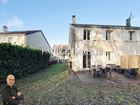 Patrick Barberi vous propose à Menucourt, ce beau pavillon familial proche toutes commodités, composé d'une entrée, un grand séjour avec poêle à bois donnant sur terrasse exposée sud et jardin sans vis à vis, une cuisine équipée, WC. À l’étage, palie...