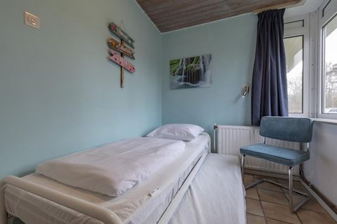 Gezellige recreatiebungalow op een bosrijk park gelegen tegenover de prachtige duinen van Sint Maartenszee Duinland XL is een combinatie van 2 vakantiebungalows onder één dak (Duinland 89 en Duinland 90) met een totaal woonoppervlak van circa 100m2. ...