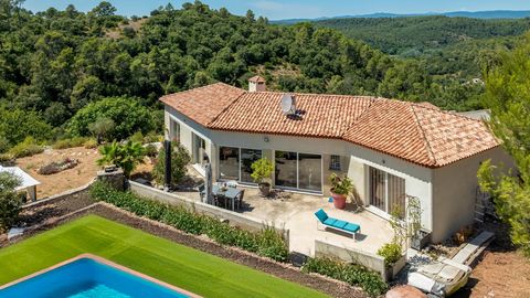 Sur les hauteurs de Vidauban, une maison baignée de lumière au cœur de la nature