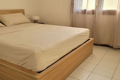 A modernly furnished holiday apartment with its own pool awaits you in the suburb of Rivoltella, not far from Sirmione and Desenzano.