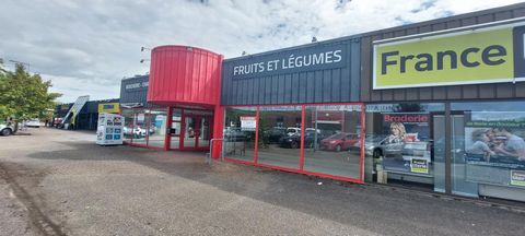 Beau local de 400 m² en zone commerciale Mutzig