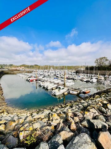 Maison avec vue imprenable sur le port