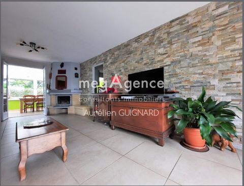 3 Chambres et 1 bureau. Bel espace en pelouse.