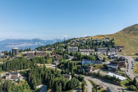 Référence du logement : 633506 Bienvenue dans la résidence « Les Villages du Bachat ». Votre appartement 5 personnes au pied des pistes à Chamrousse, d’une superficie de 28 m² et classé meublé de tourisme 3 étoiles avec Atout France, se compose de : ...