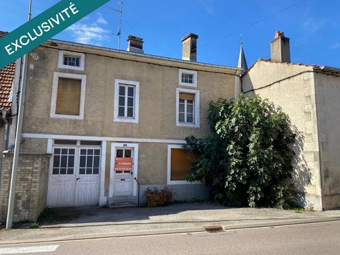 Maison de village en plein coeur du village , proche des services