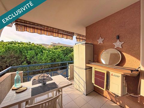 PORT-FREJUS T2 EN DERNIER ETAGE AVEC TERRASSE