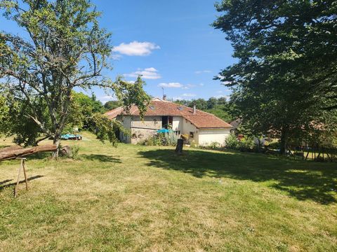 Chatain - Maison avec 3 chambres en campagne avec terrain et dependences