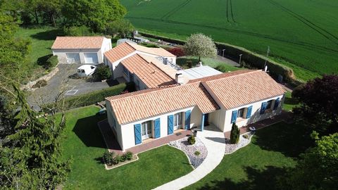 À 15 minutes de Saint-Gilles-Croix-de-Vie – Maison de campagne familiale de 175 m² avec beaux volumes et fort potentiel