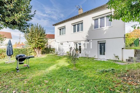 MAISON 8 PIÈCES - 200 M² SUR TERRAIN DE 434 M²
