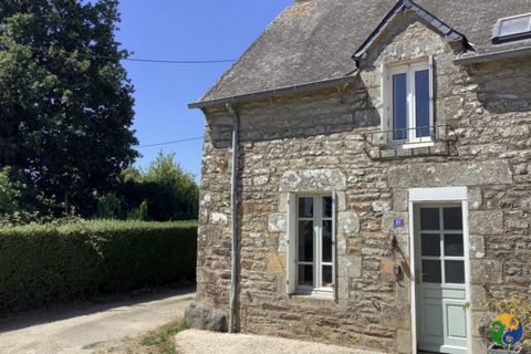 Two houses for sale here. A 2 bedroom cottage, and a cleverly converted one bedroom barn. So you have plenty of possibilities for use, whether for renting, family and friends, holidays or permanent living. So much choice! Let's look at the cottage fi...
