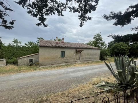 ACQUAPENDENTE, Farm for sale of 270 Sq. mt., Be restored, Energetic class: G, placed at Ground on 2, composed by: 5 Rooms, 1 Bathroom, Garden, Reserved