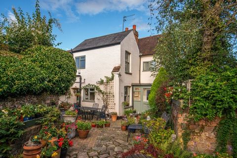 A superb Grade II Listed three bedroom semi-detached cottage with a wealth of character, situated in the desirable Hertfordshire village of Redbourn. Located along the High Street of Redbourn, this light and spacious charming Grade II Listed three be...